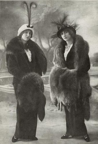 edwardian ladies with fox furs