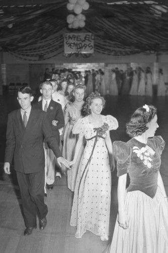 1942 prom dress