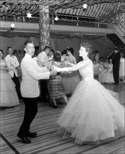 1958 prom dress
